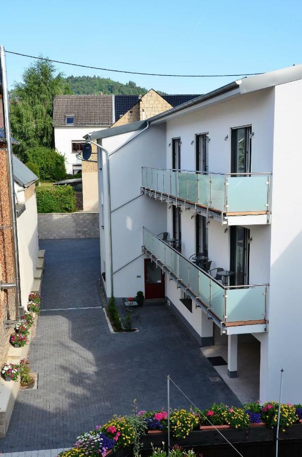 Gaestehaus Am Hochsimmer Ettringen エクステリア 写真