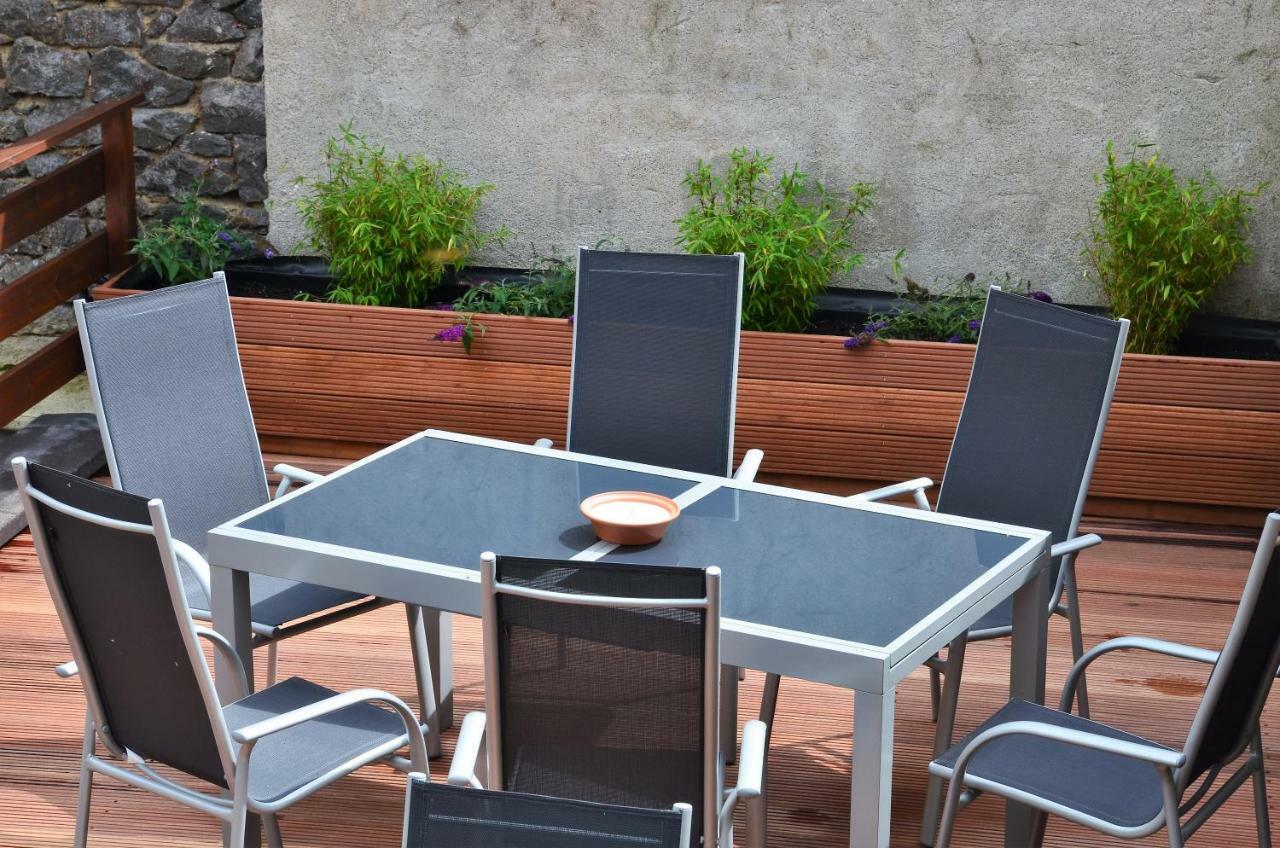 Gaestehaus Am Hochsimmer Ettringen エクステリア 写真