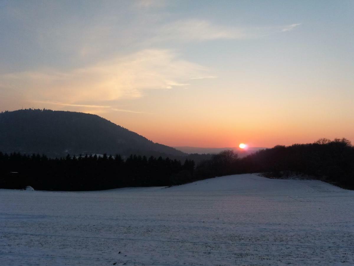 Gaestehaus Am Hochsimmer Ettringen エクステリア 写真